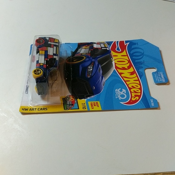 Hot Wheels Ford Transit Connect Blue - Picture 4 of 8